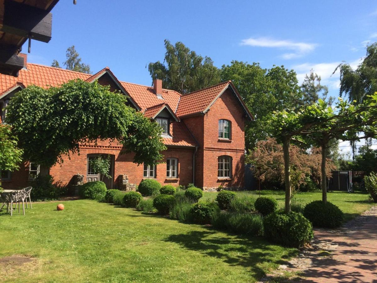 Boutique In With Garden