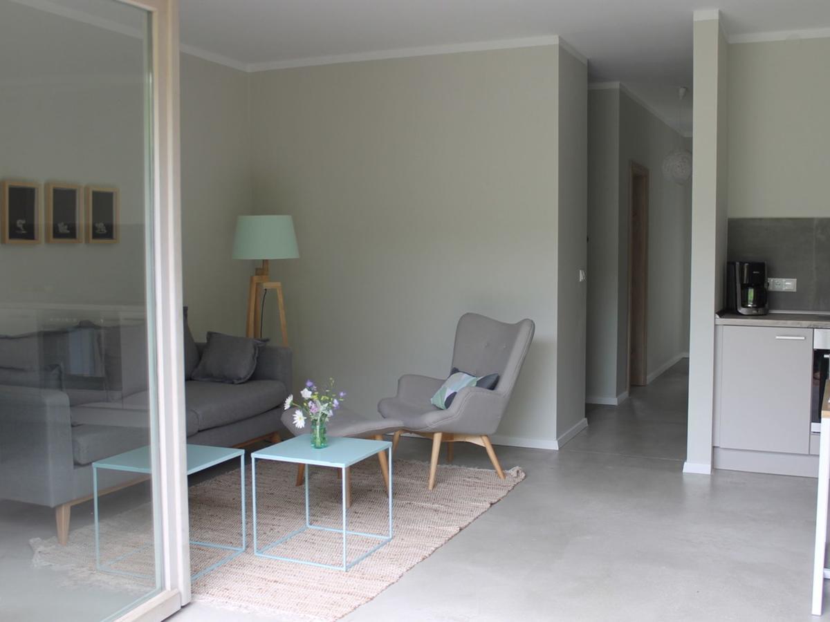 Boutique In With Garden Saal